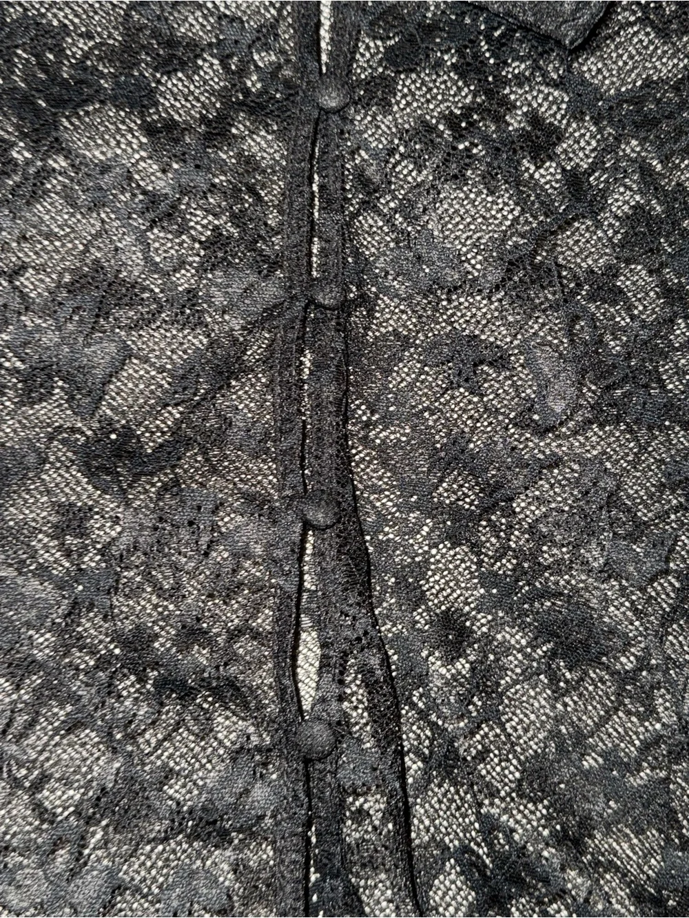 H&M Divided Black Butterfly Lace Cropped Shirt